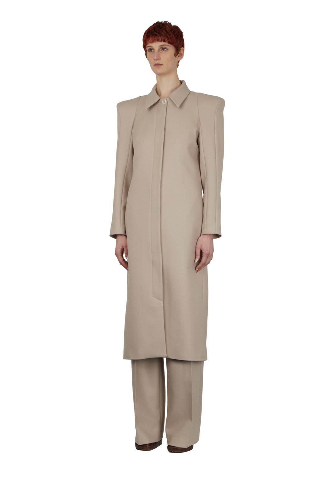 MANTEAU LONG ÉPAULES LARGES