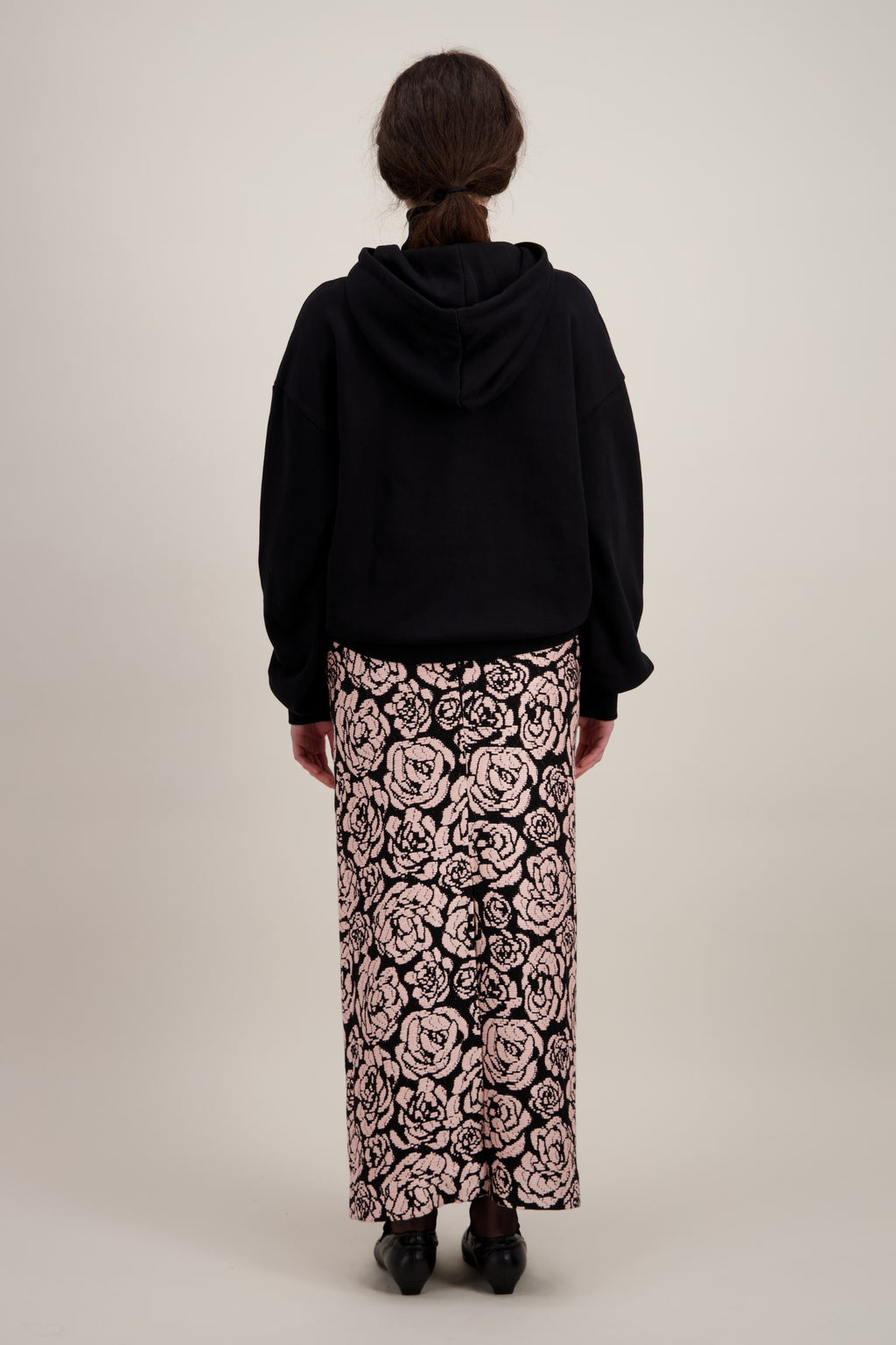 Hoodie avec capuche sans cordons, Imprimé graphique "Chien", poche kangourou, noir. Vu de dos