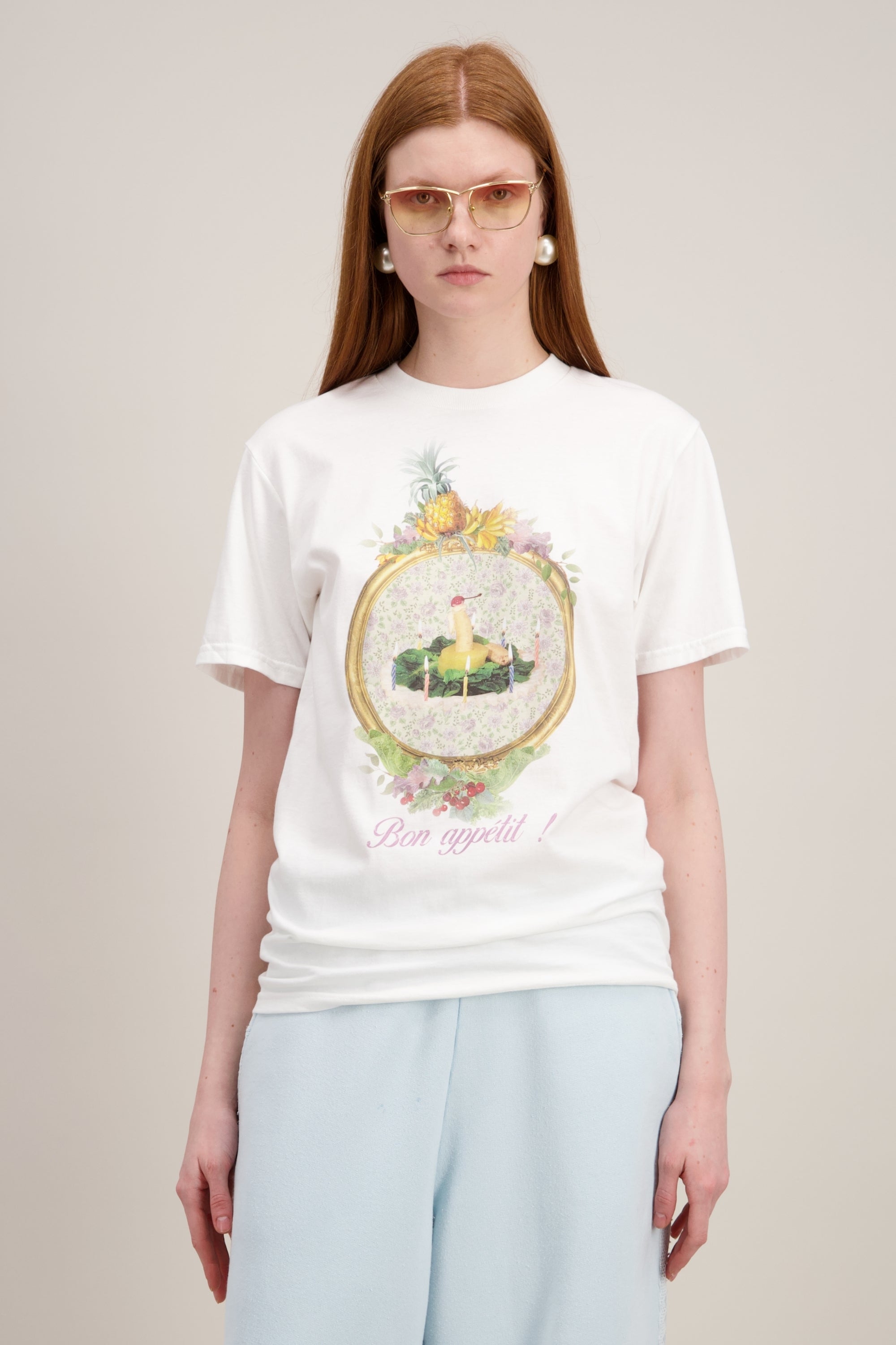 T-shirt Coupe "boxy" (carrée et décontractée), Imprimé graphique "Banane", Col rond, blanc. Vu en détail