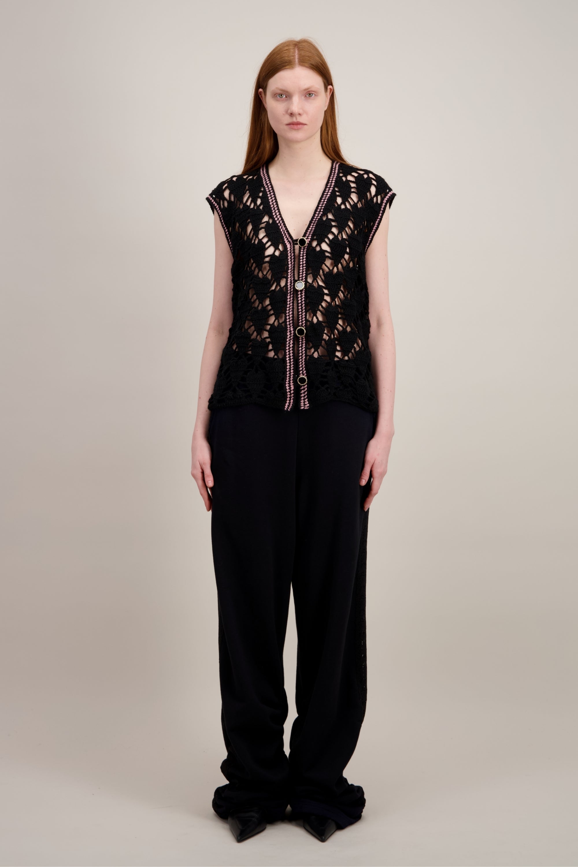 Veste en Crochet noire pour femme | Benmoyal saison FW25 – BENMOYAL