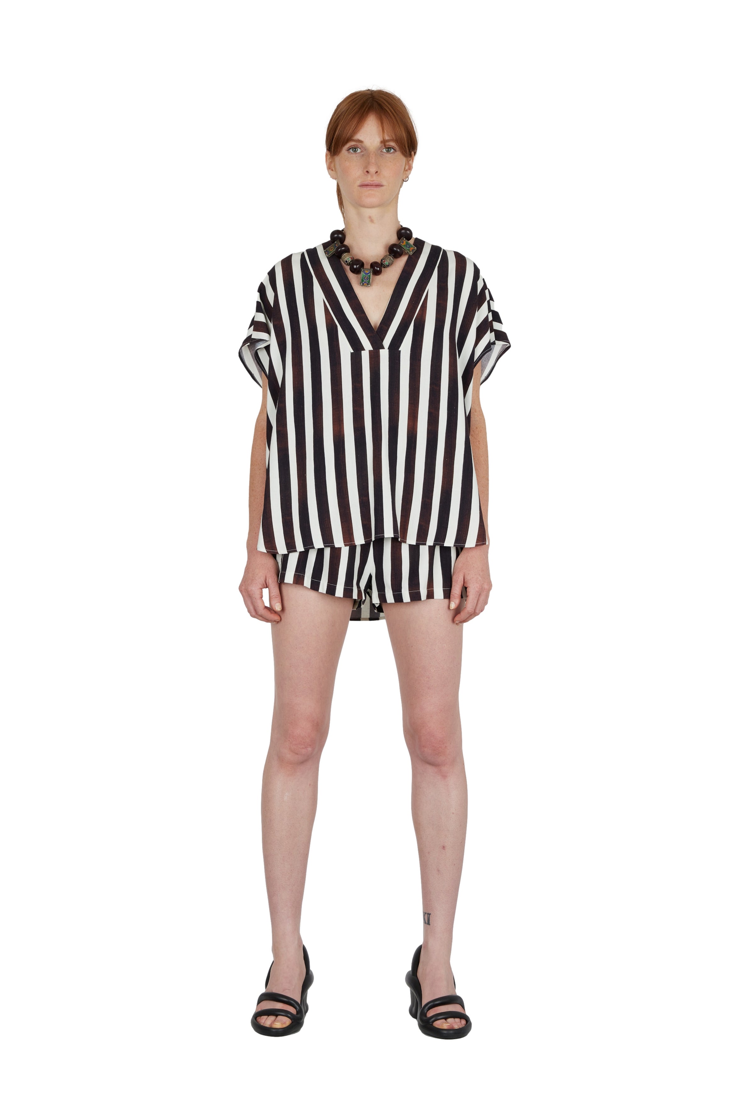 SS23ST02_StripesPrint_1_18.jpg