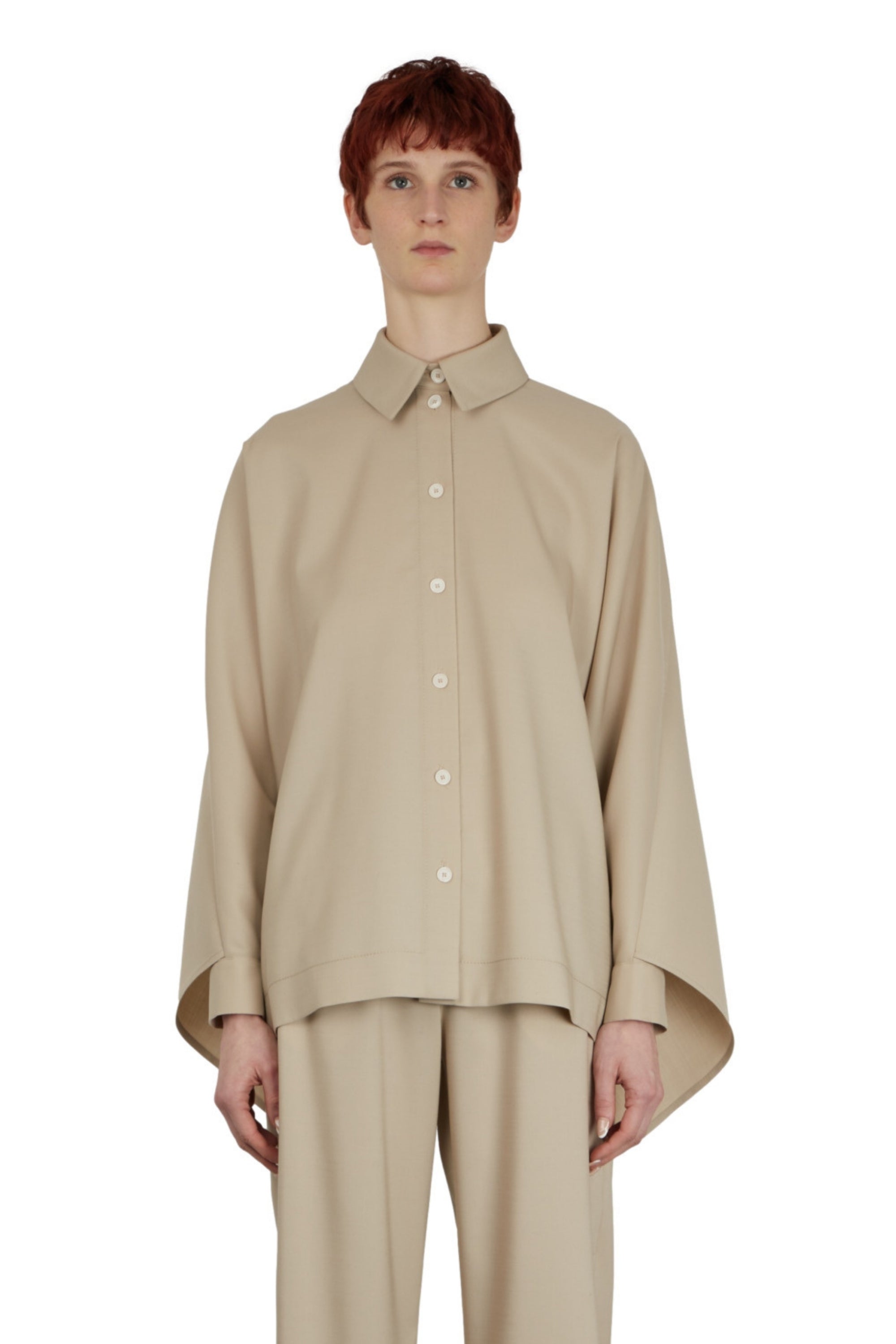 CHEMISE AVEC DRAPÉ AU DOS