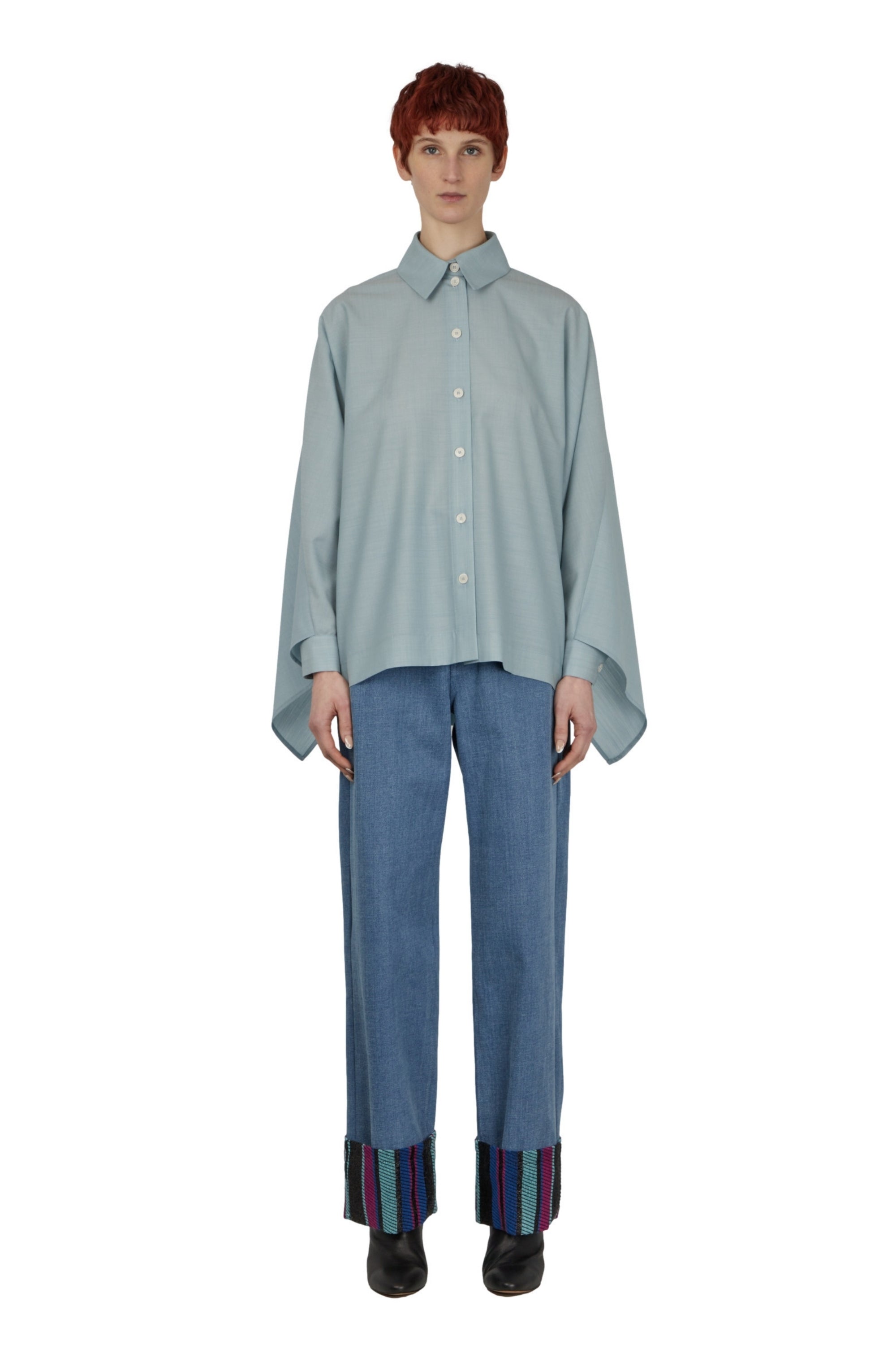 CHEMISE AVEC DRAPÉ AU DOS