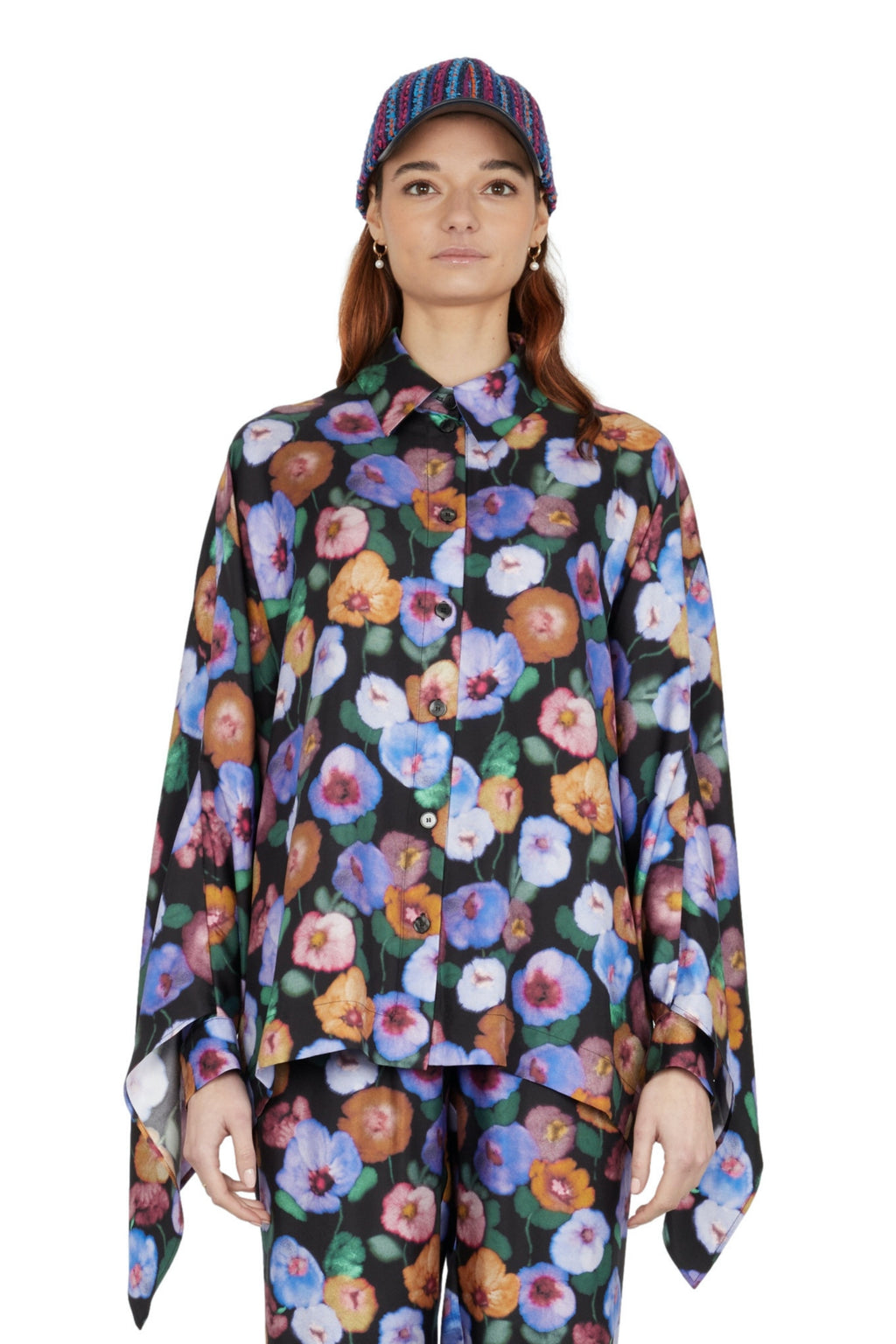 CHEMISE À VOLANTS DANS LE DOS