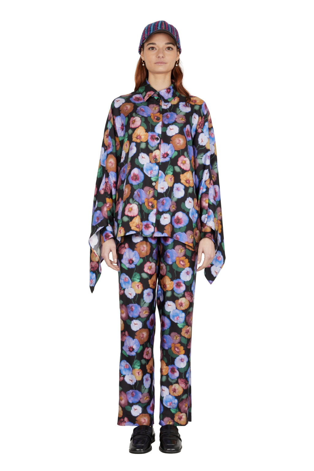 CHEMISE À VOLANTS DANS LE DOS