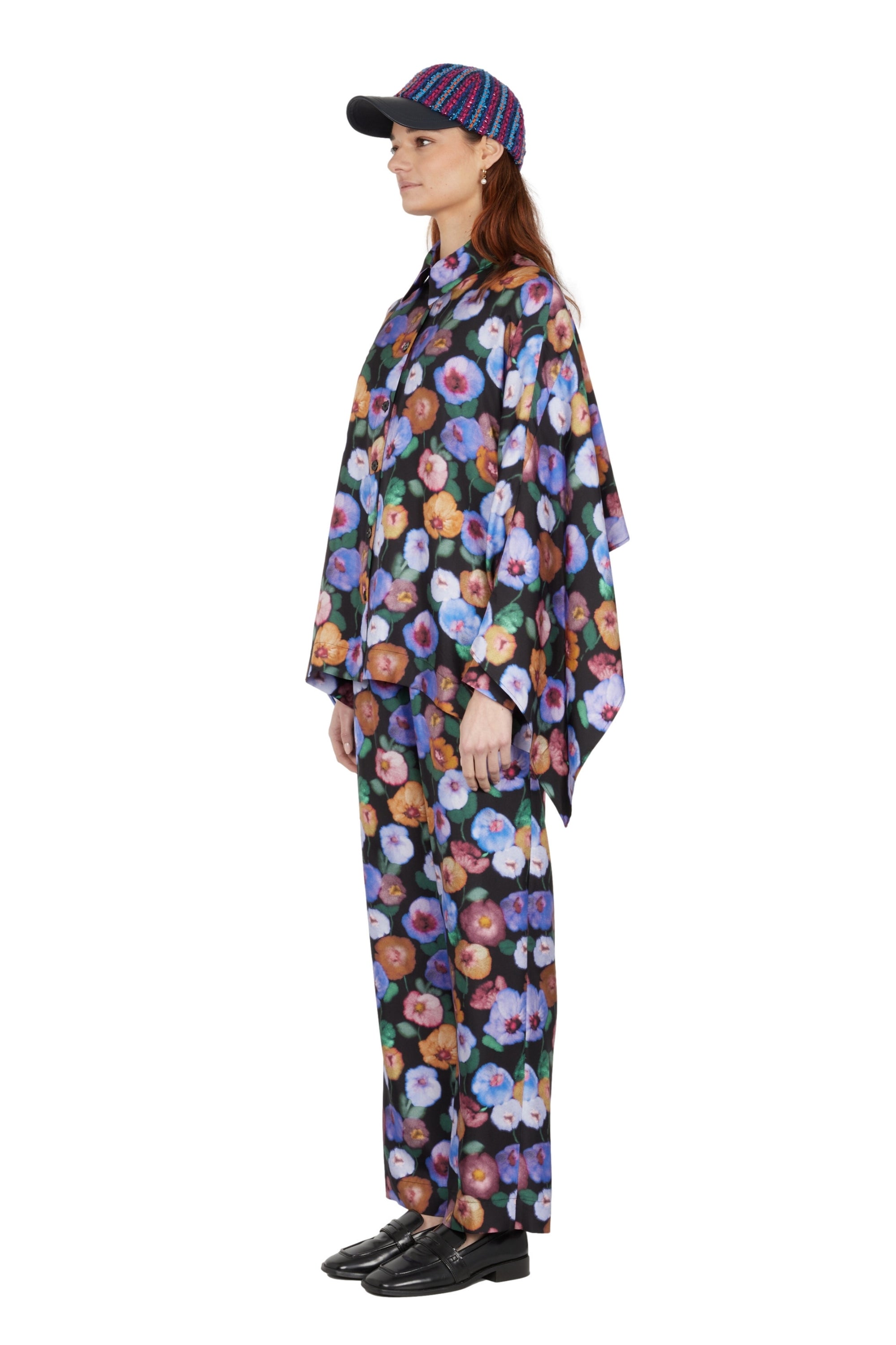 CHEMISE À VOLANTS DANS LE DOS