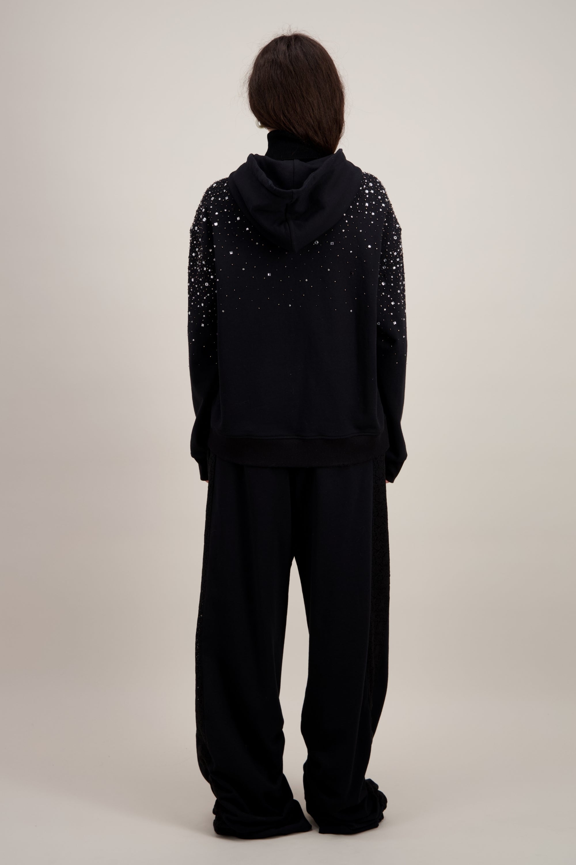 HOODIE BRODÉ CRISTAUX