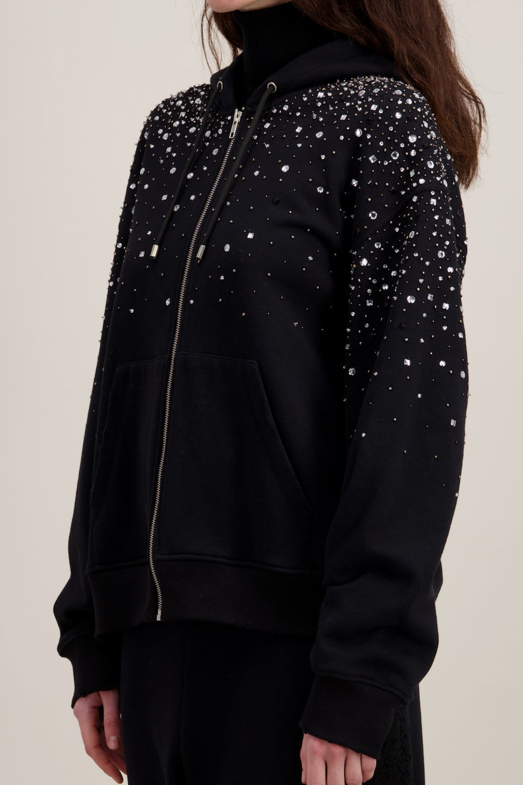 HOODIE BRODÉ CRISTAUX
