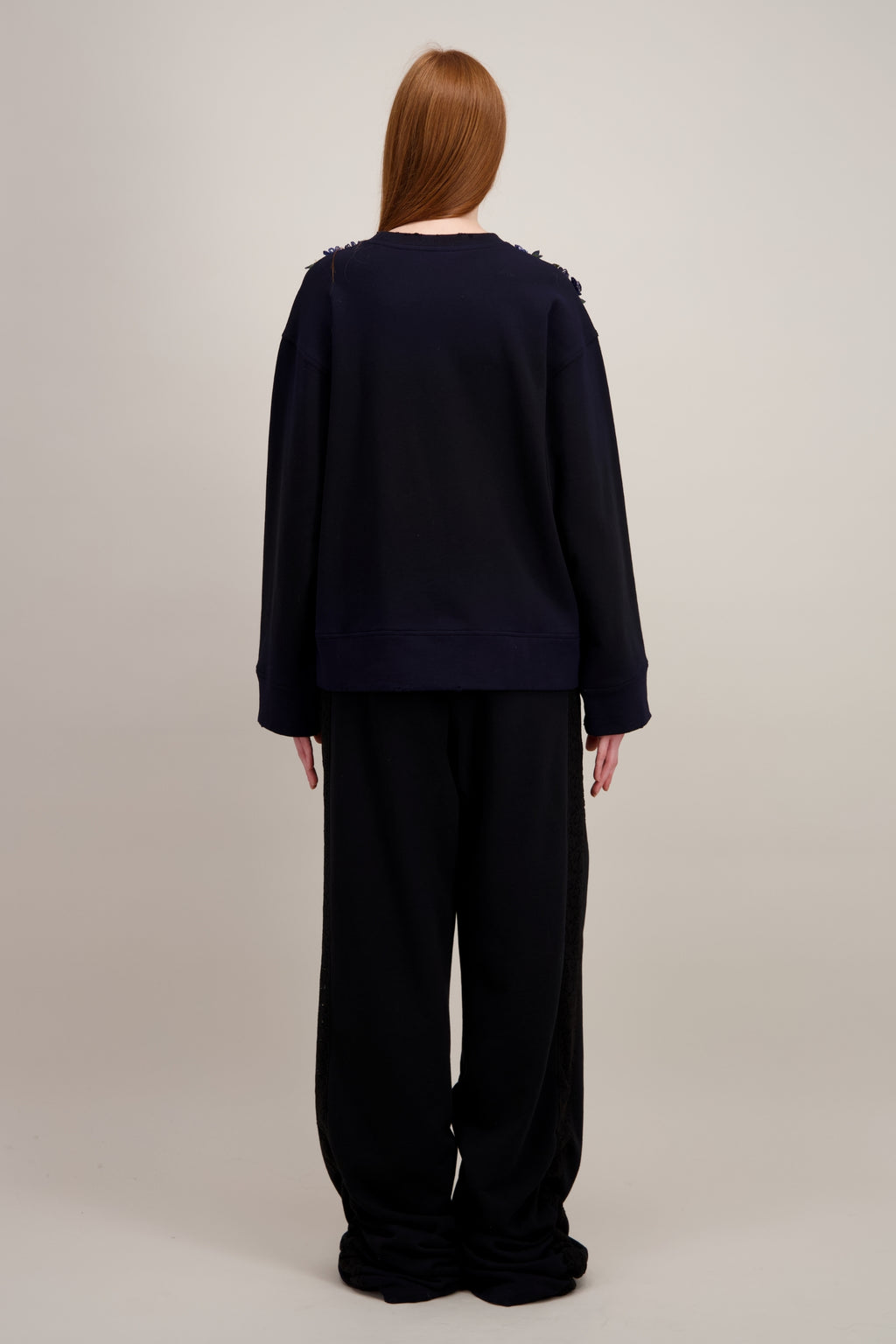 CREWNECK BRODÉ CRISTAUX
