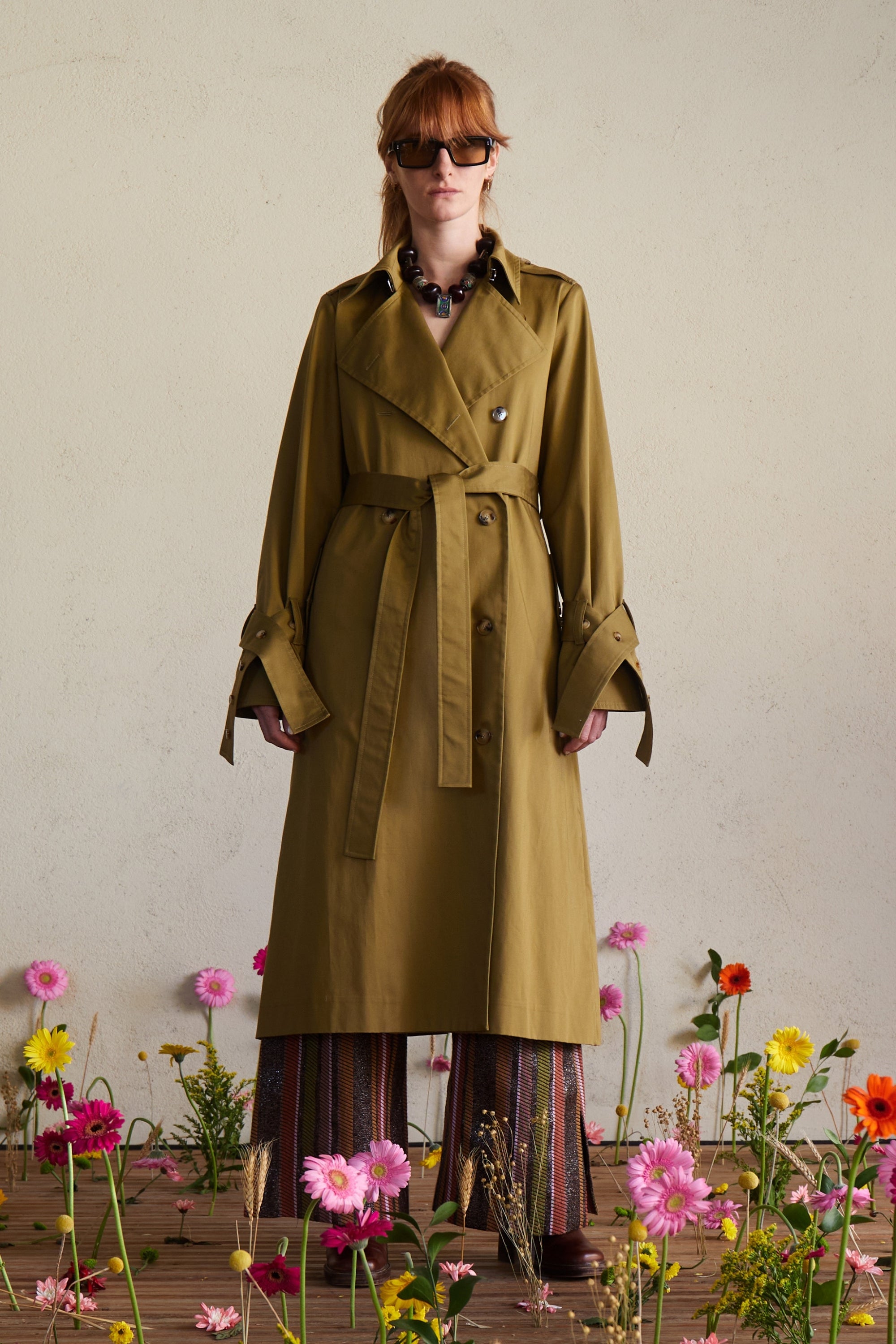 TRENCH COAT